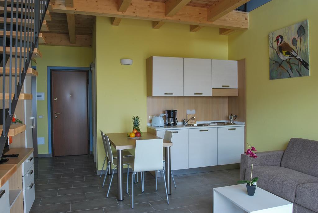 Residence Usignolo Trarego ภายนอก รูปภาพ